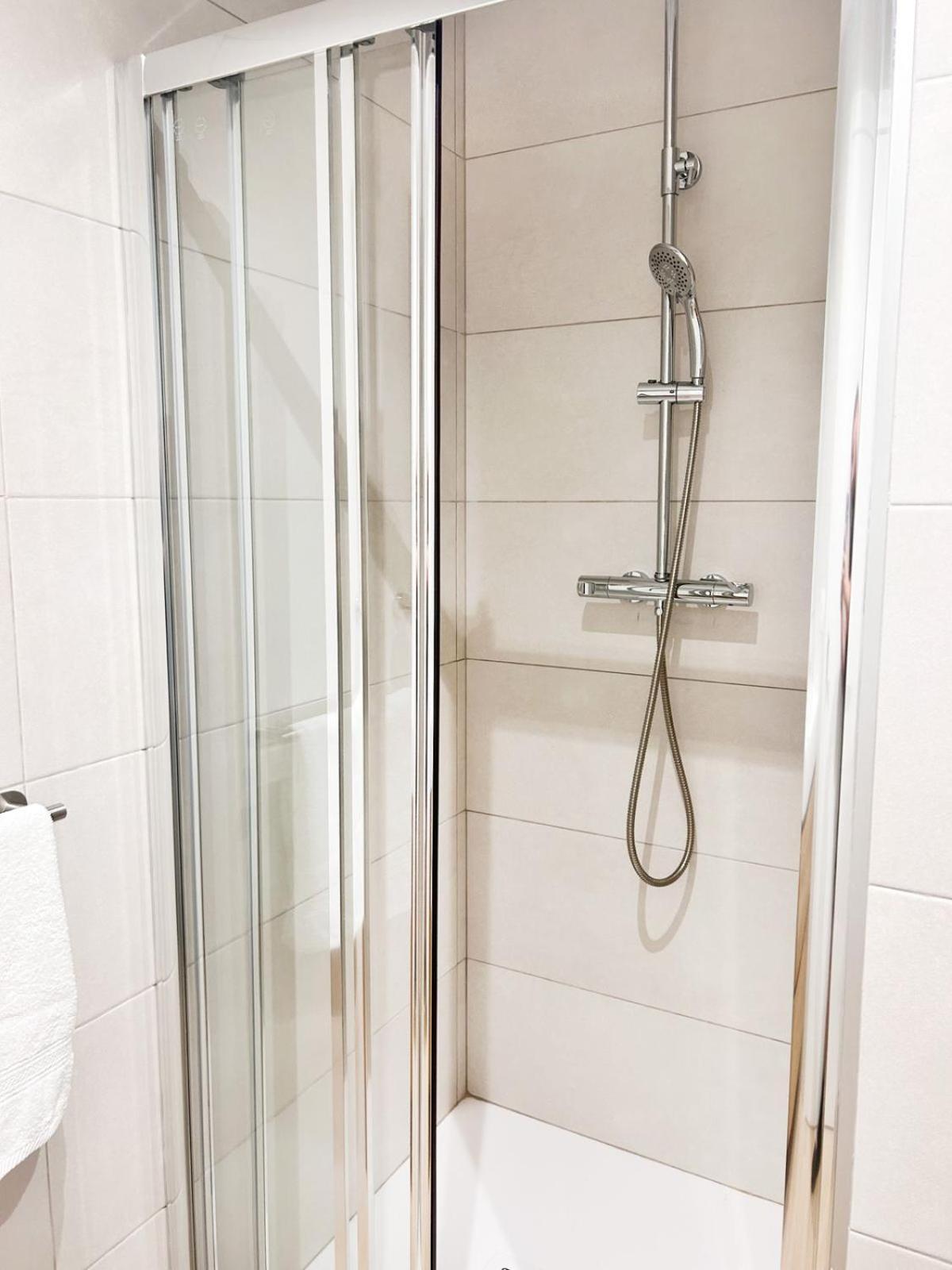 Apartamento Junto A Ruzafa Cerca Del Centro Valencia Buitenkant foto